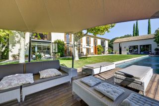 house 13 Rooms for sale on AIX EN PROVENCE (13100)