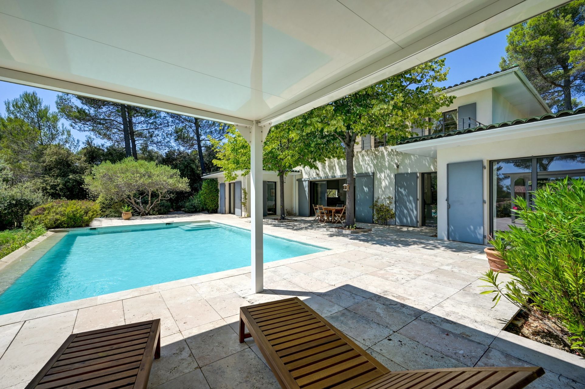 house 8 Rooms for rent on AIX EN PROVENCE (13100)