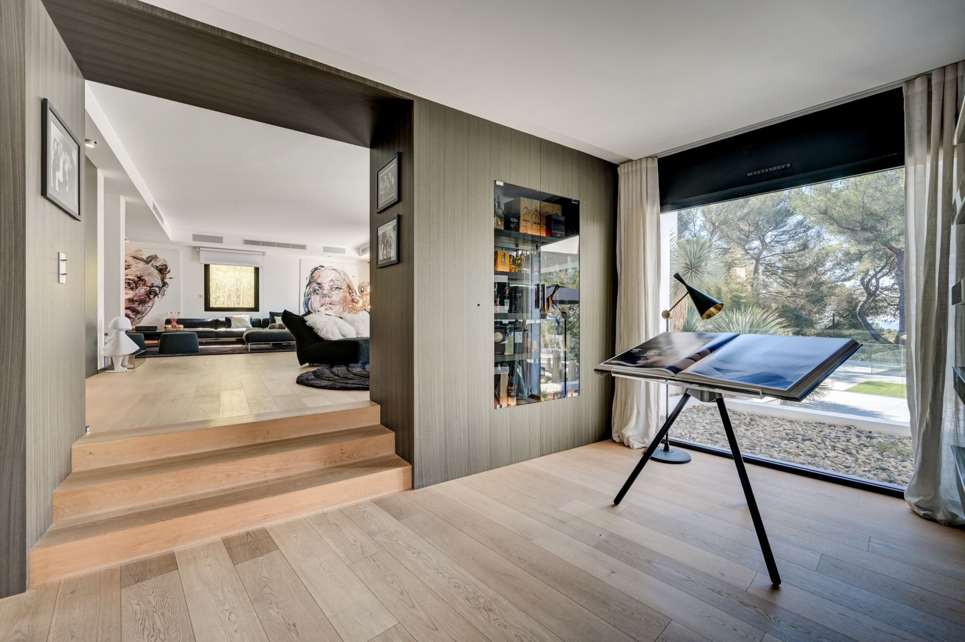 house 6 Rooms for sale on AIX EN PROVENCE (13100)