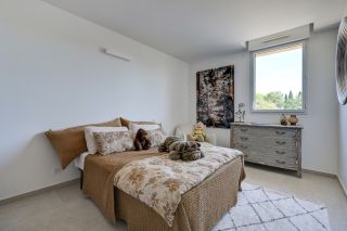 apartment 4 Rooms for sale on AIX EN PROVENCE (13090)