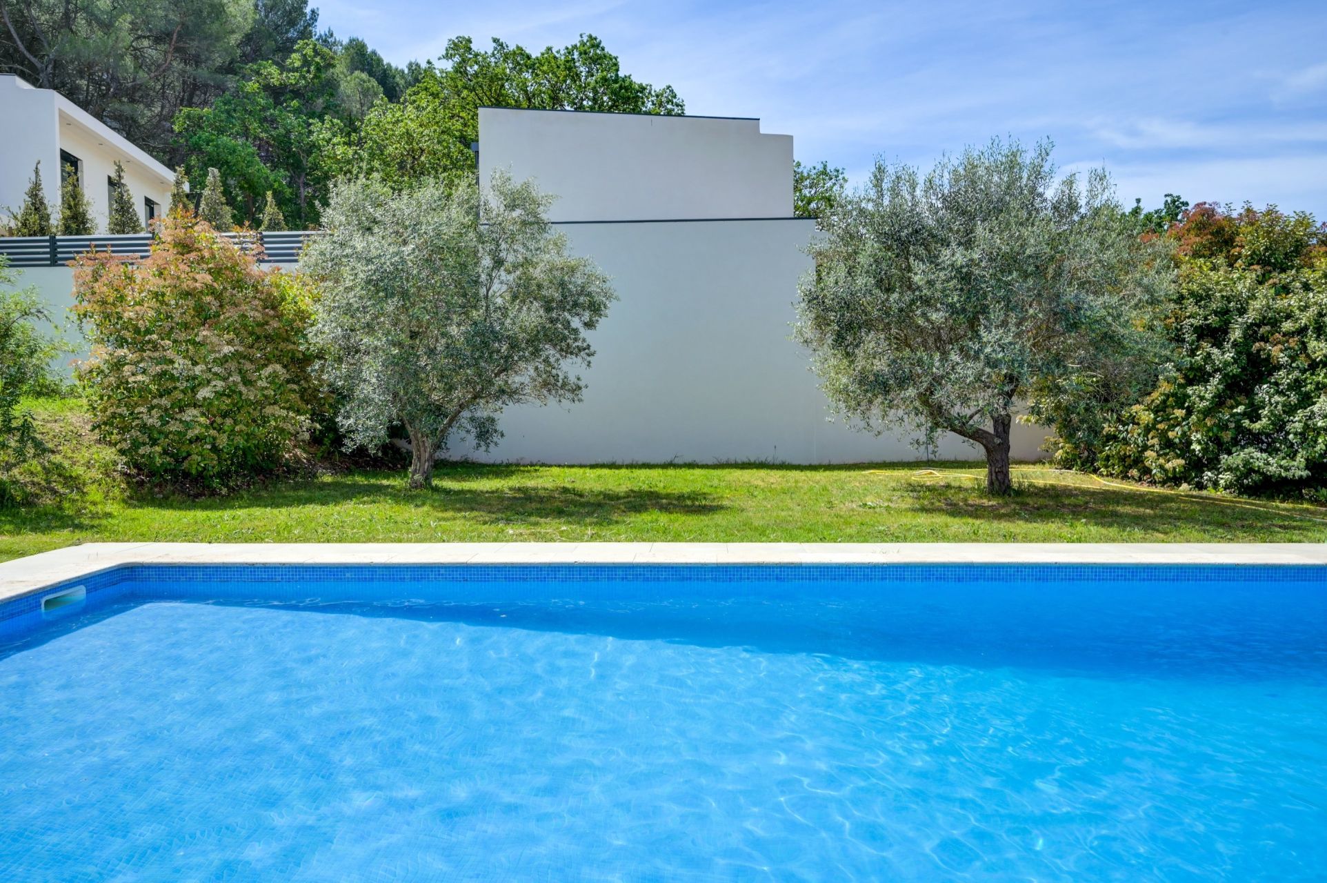 maison 7 Pièces en vente sur AIX EN PROVENCE (13100)