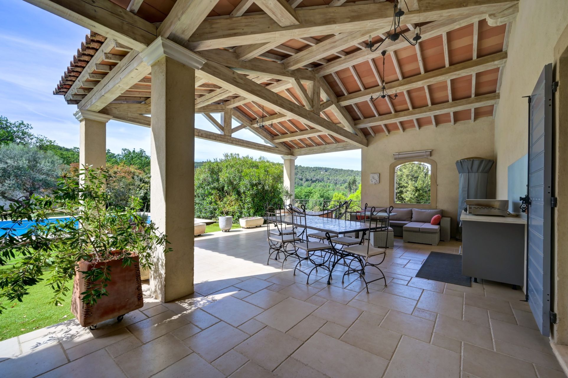 maison 7 Pièces en vente sur AIX EN PROVENCE (13100)