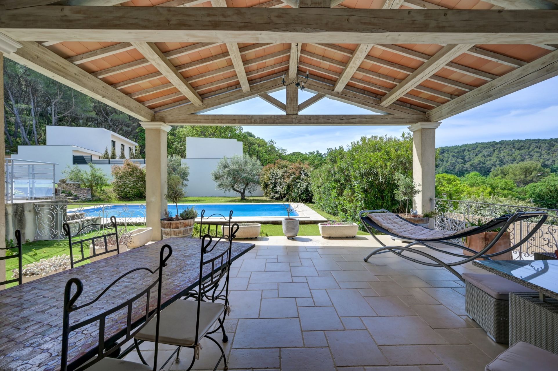 maison 7 Pièces en vente sur AIX EN PROVENCE (13100)