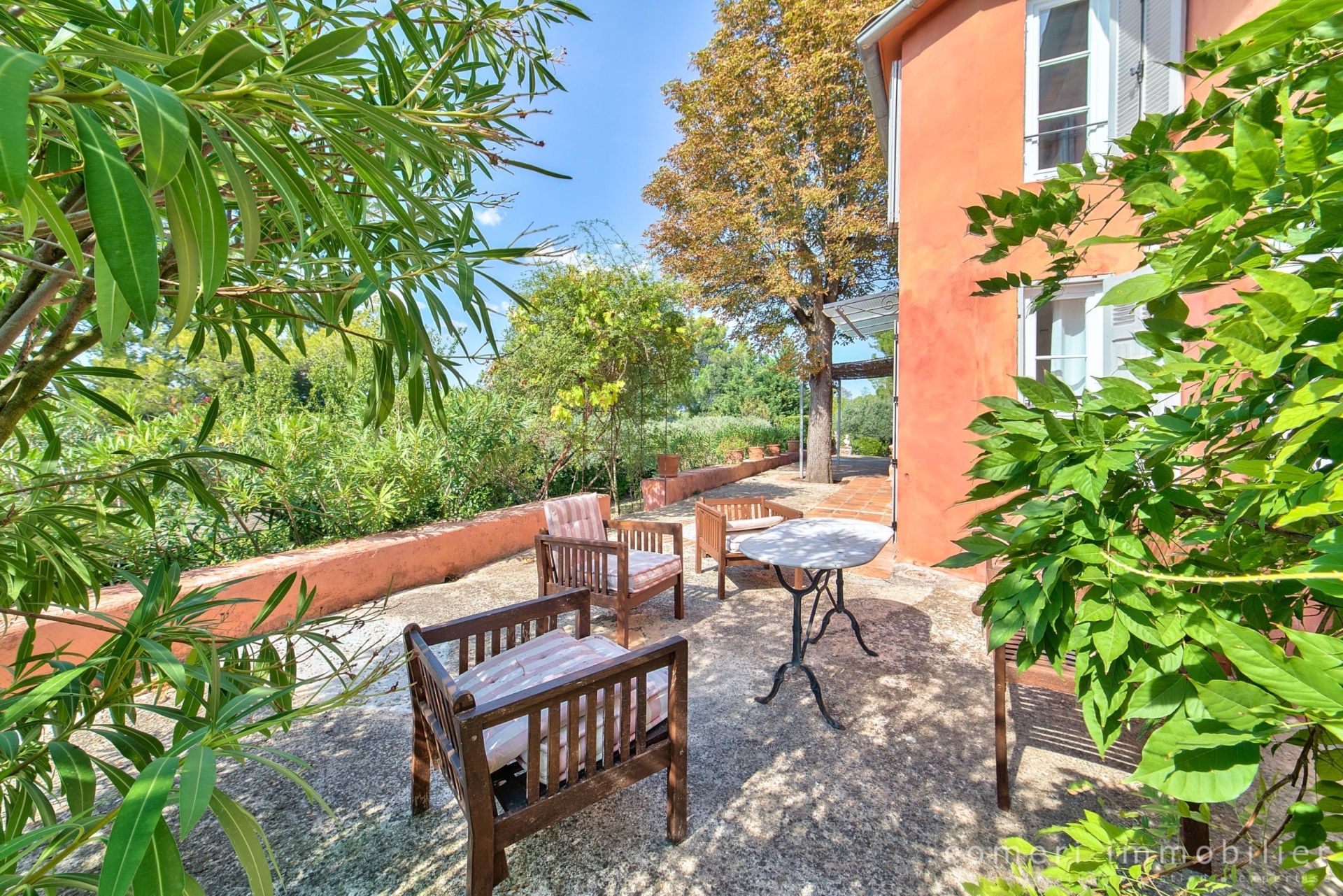 house 5 Rooms for rent on AIX EN PROVENCE (13100)