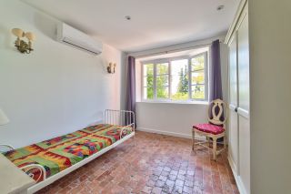 house 5 Rooms for rent on AIX EN PROVENCE (13100)