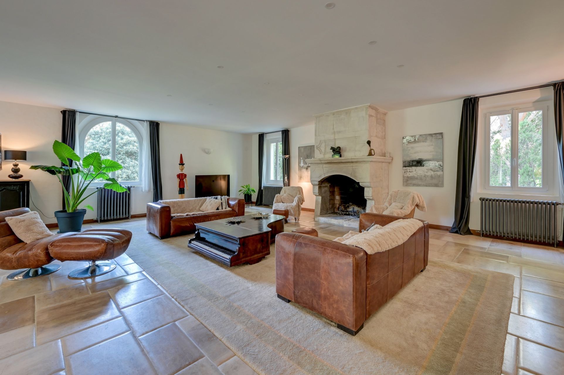 maison 12 Pièces en vente sur AIX EN PROVENCE (13100)