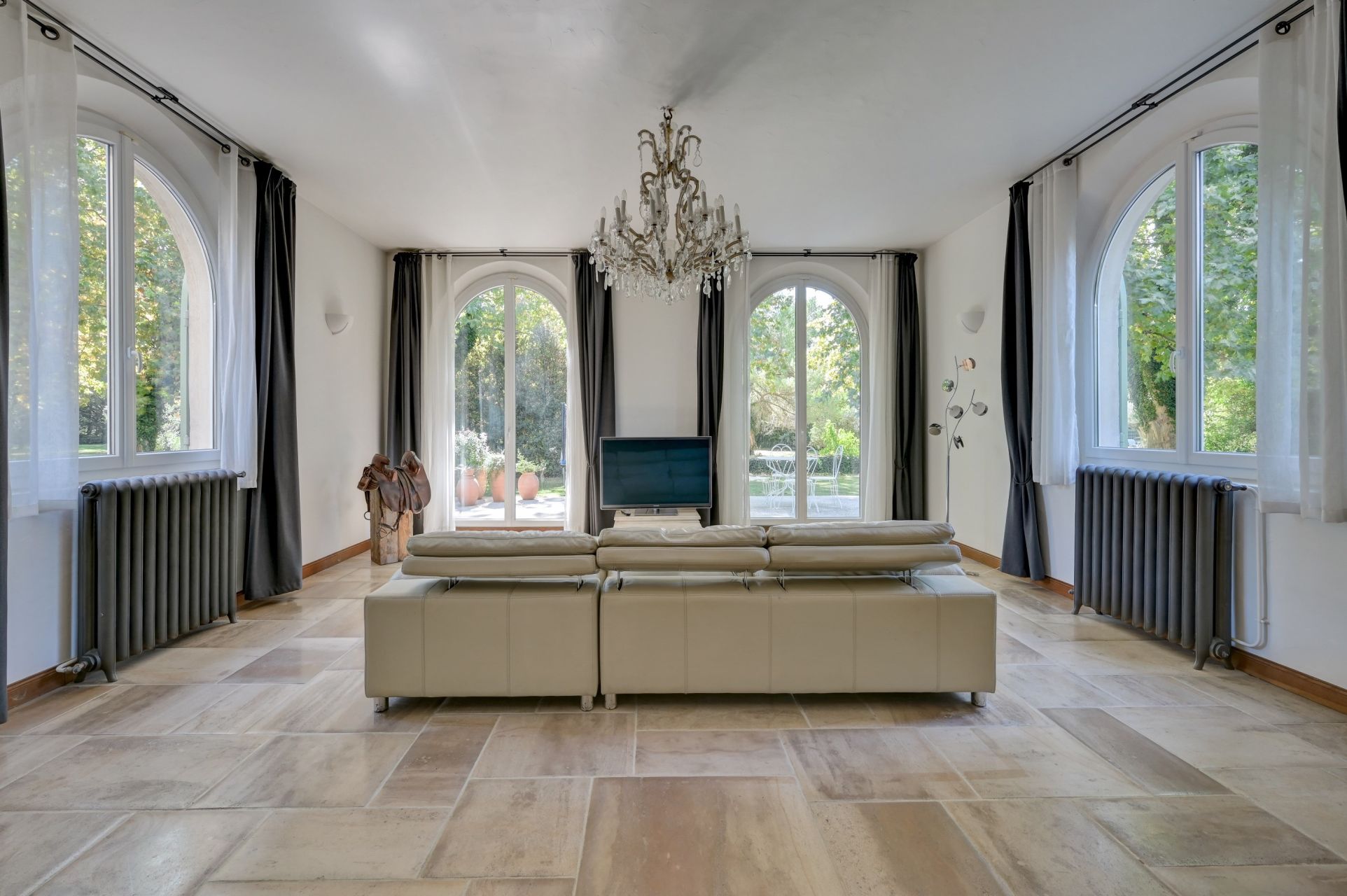 maison 12 Pièces en vente sur AIX EN PROVENCE (13100)