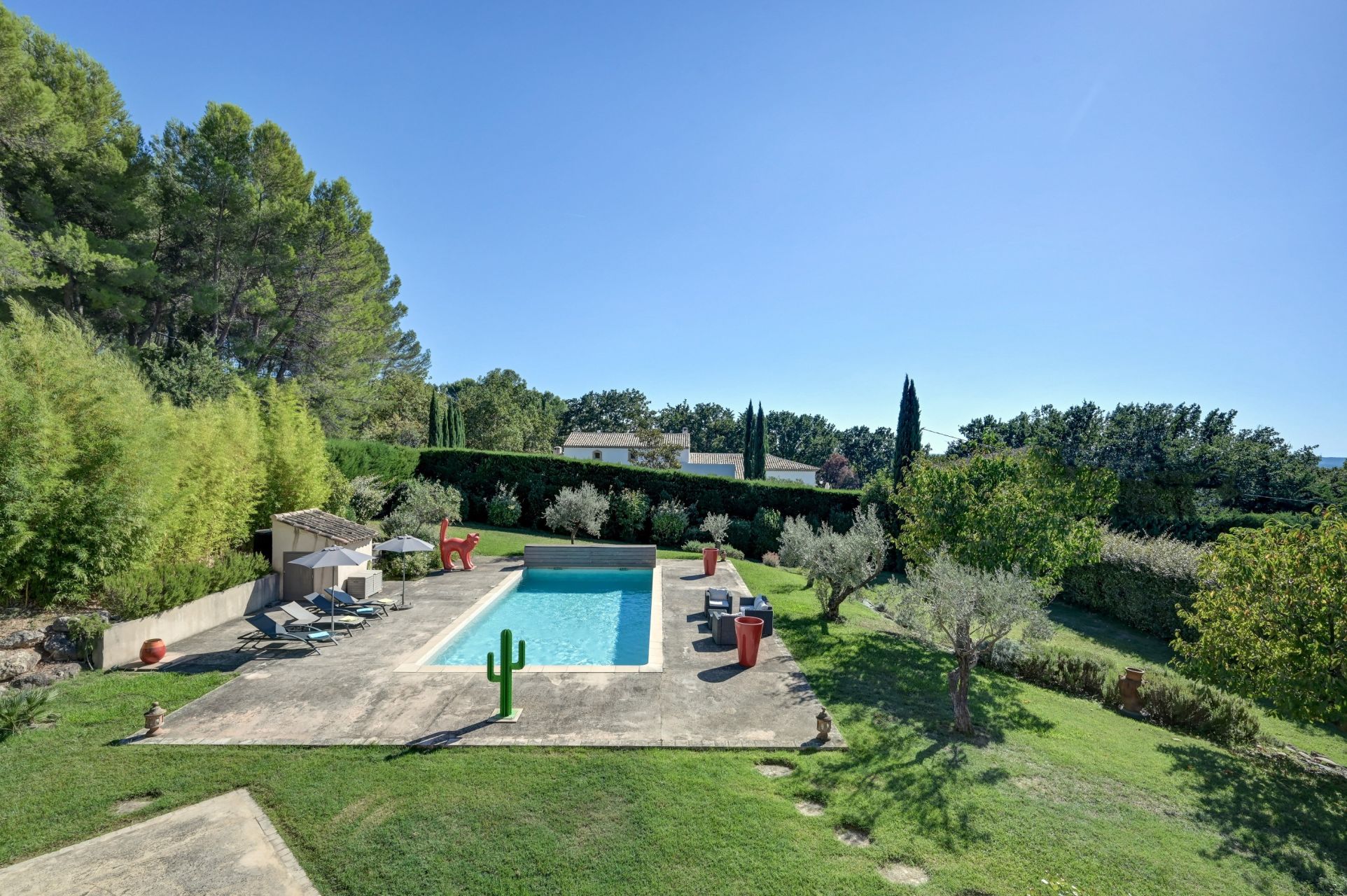 house 5 Rooms for sale on AIX EN PROVENCE (13100)