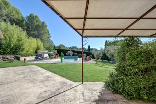 house 5 Rooms for sale on AIX EN PROVENCE (13100)
