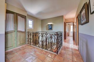 house 5 Rooms for sale on AIX EN PROVENCE (13100)