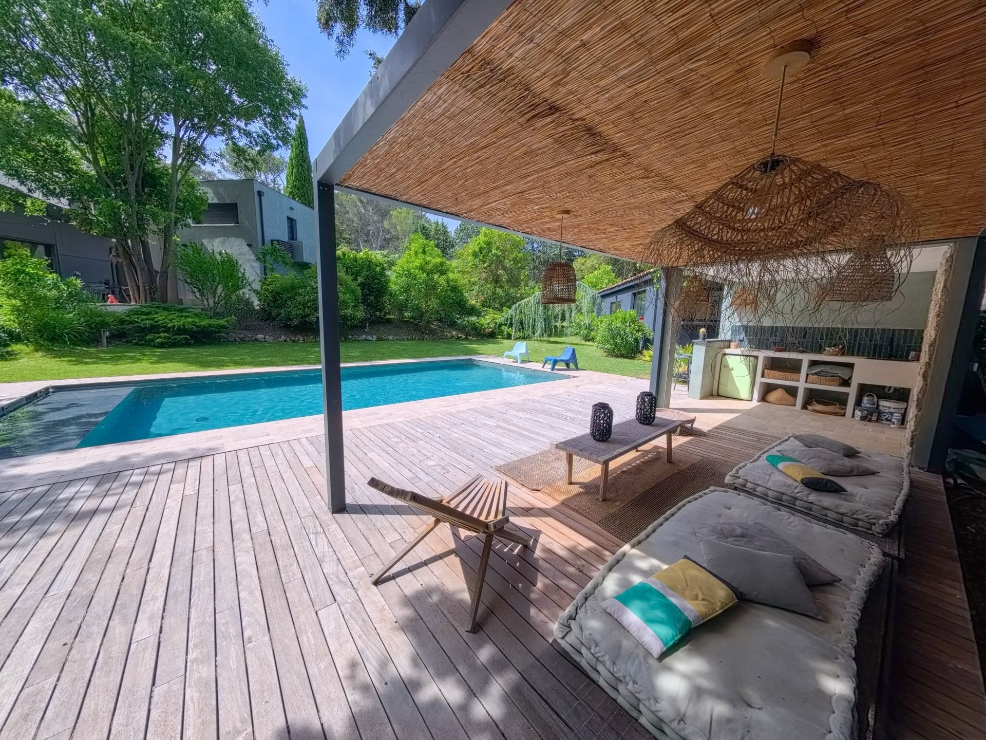 maison 8 Pièces en vente sur AIX EN PROVENCE (13100)