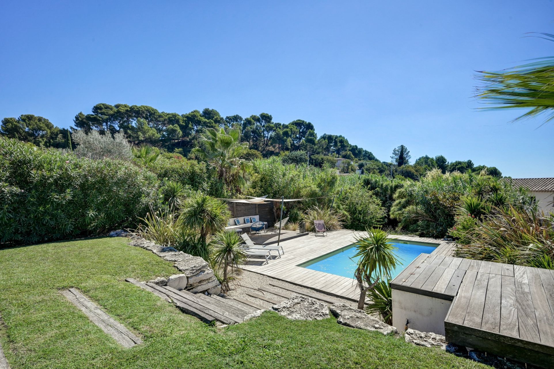maison 5 Pièces en vente sur EGUILLES (13510)