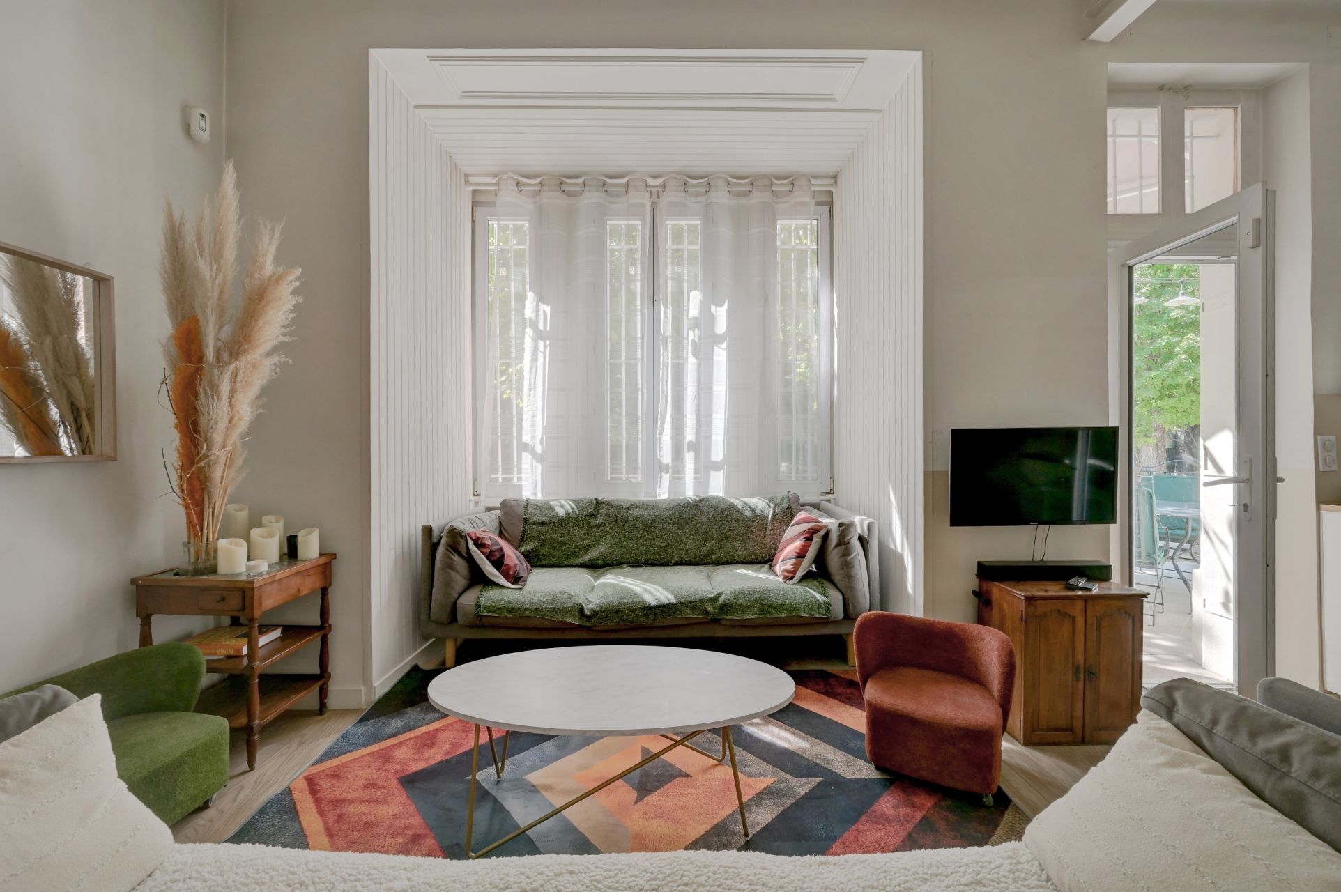 house 7 Rooms for sale on AIX EN PROVENCE (13100)