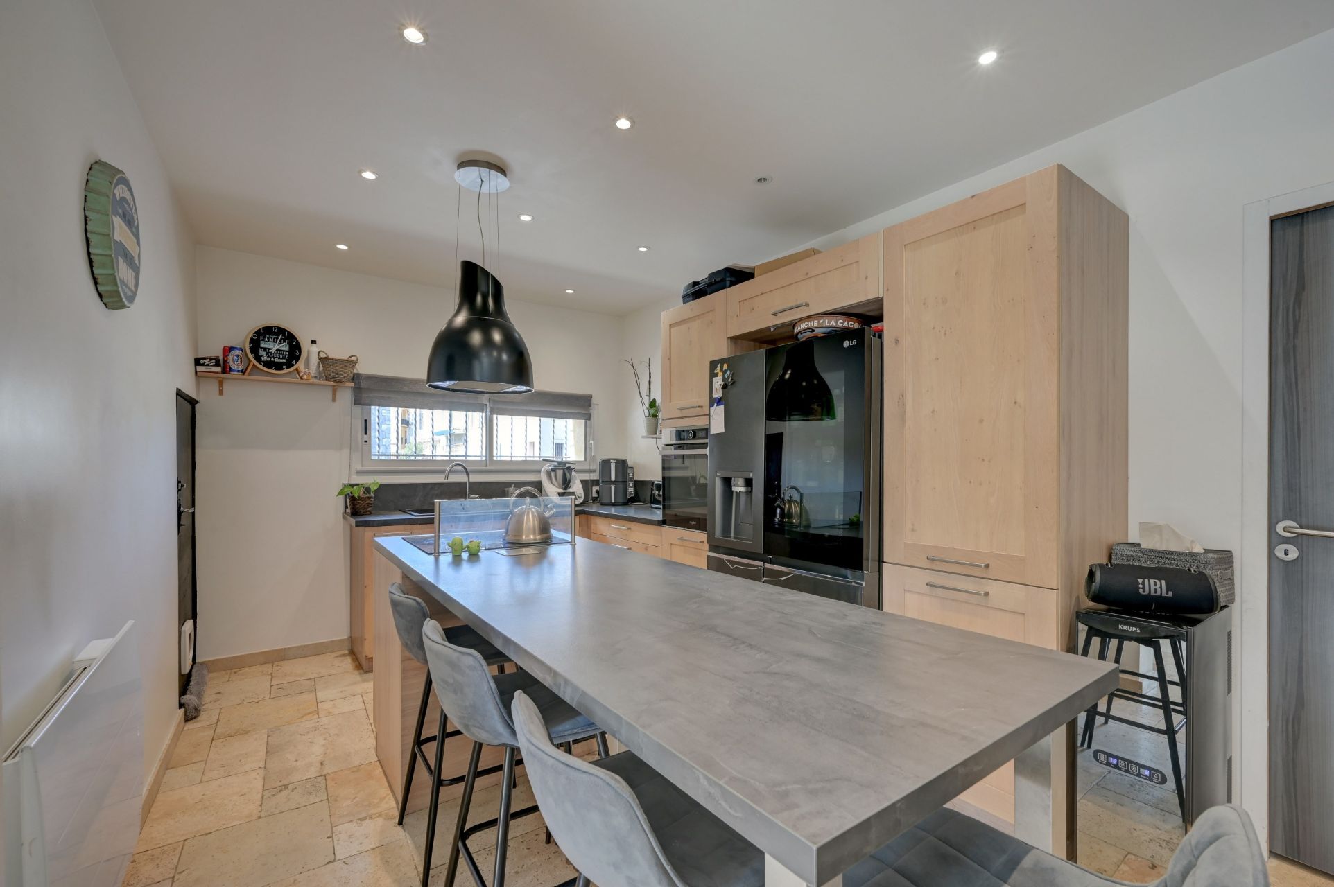 maison de ville 7 Pièces en vente sur BOUC BEL AIR (13320)
