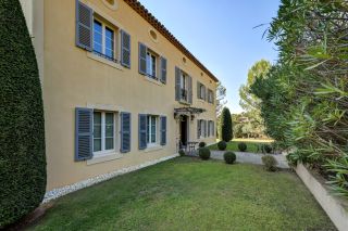 maison 8 Pièces en vente sur CABRIES (13480)