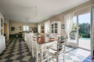 maison 8 Pièces en vente sur CABRIES (13480)