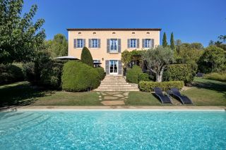 maison 8 Pièces en vente sur CABRIES (13480)