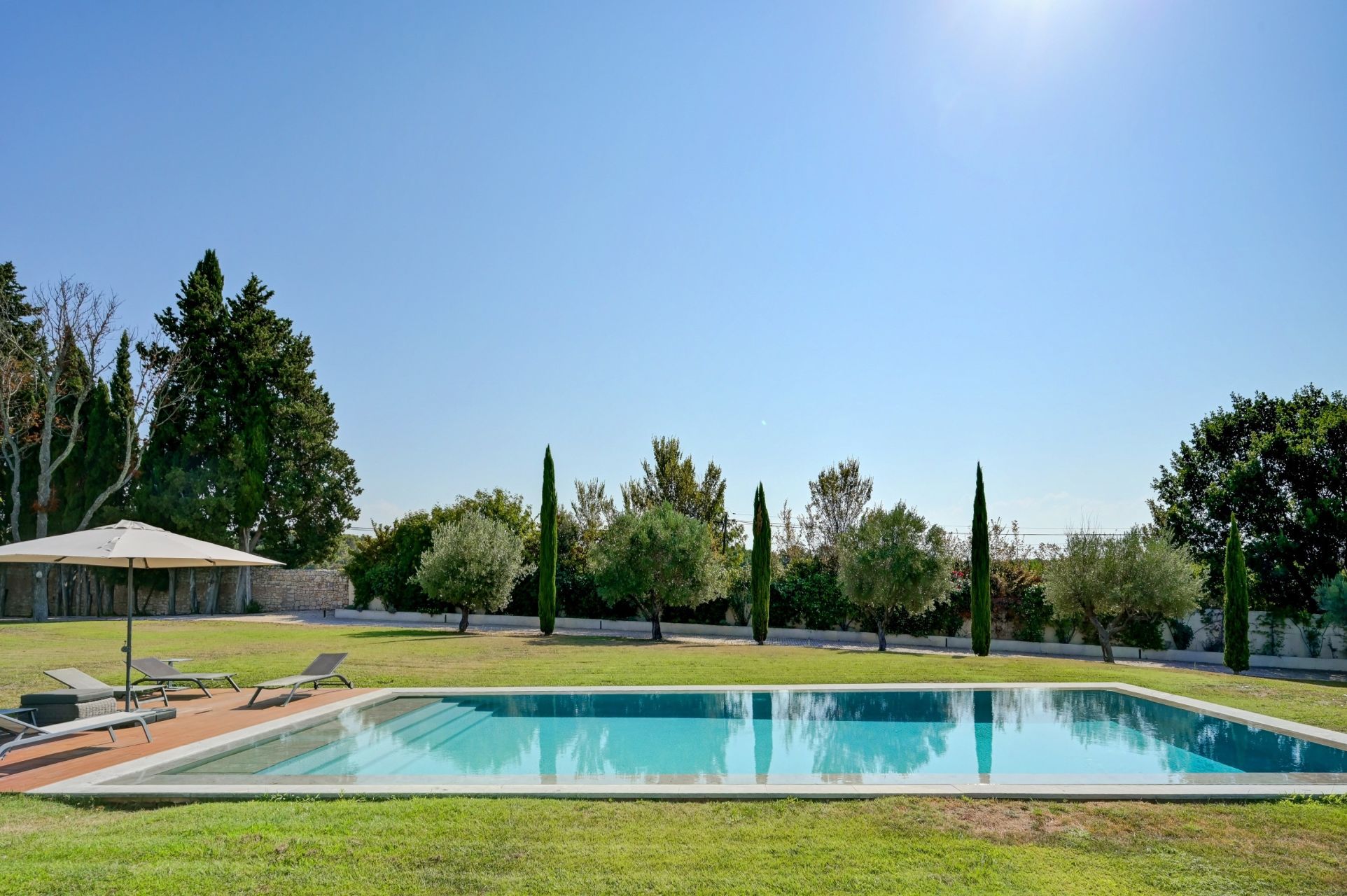 bastide 17 Pièces en vente sur AIX EN PROVENCE (13100)