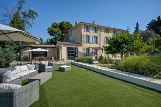 bastide 17 Pièces en vente sur AIX EN PROVENCE (13100)