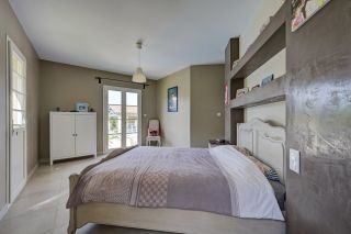 maison 7 Pièces en vente sur CABRIES (13480)