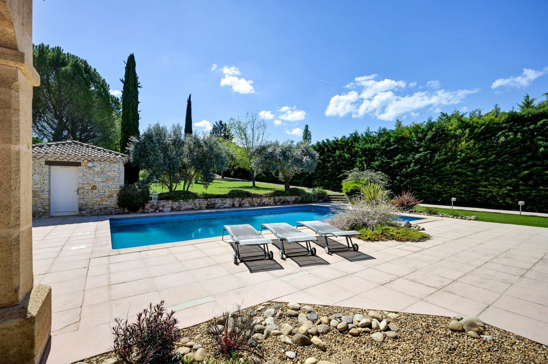 villa 6 Pièces en vente sur CABRIES (13480)