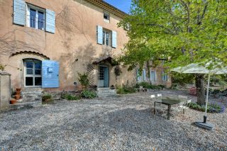maison 8 Pièces en location sur AIX EN PROVENCE (13100)