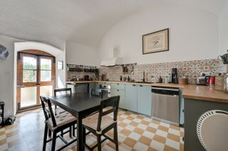 maison 8 Pièces en location sur AIX EN PROVENCE (13100)