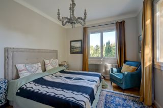 house 5 Rooms for sale on AIX EN PROVENCE (13100)