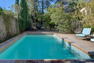 house 5 Rooms for sale on AIX EN PROVENCE (13100)