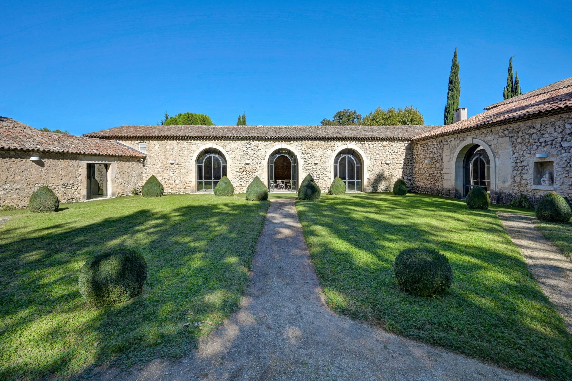 maison 10 Pièces en vente sur AIX EN PROVENCE (13100)