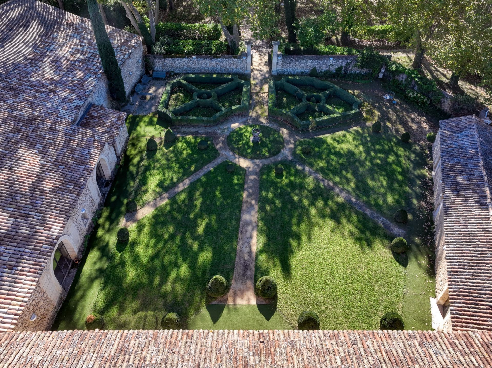 maison 10 Pièces en vente sur AIX EN PROVENCE (13100)