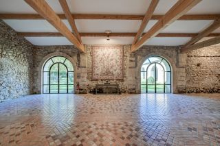 maison 10 Pièces en vente sur AIX EN PROVENCE (13100)