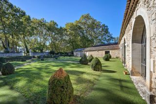 maison 10 Pièces en vente sur AIX EN PROVENCE (13100)