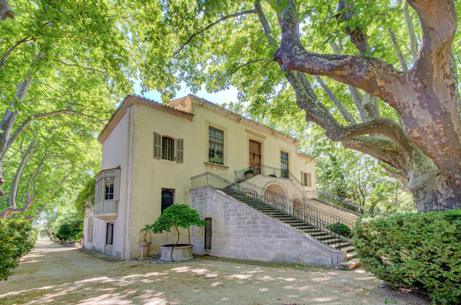 maison 10 Pièces en vente sur AIX EN PROVENCE (13100)