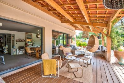 Sale House Aix-en-Provence 10&nbsp;Rooms 300&nbsp;m²