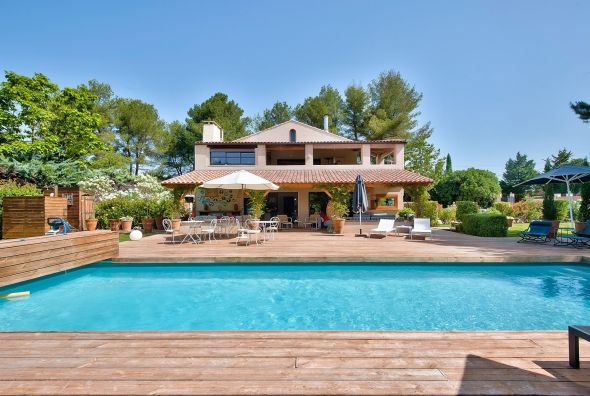 Vente Maison Aix-en-Provence 10 Pièces 300 m²