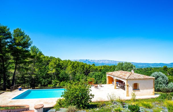 Vente Maison Aix-en-Provence 6 Pièces 300 m²