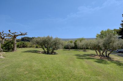 Vente Maison Aix-en-Provence 8&nbsp;Pièces 261&nbsp;m²