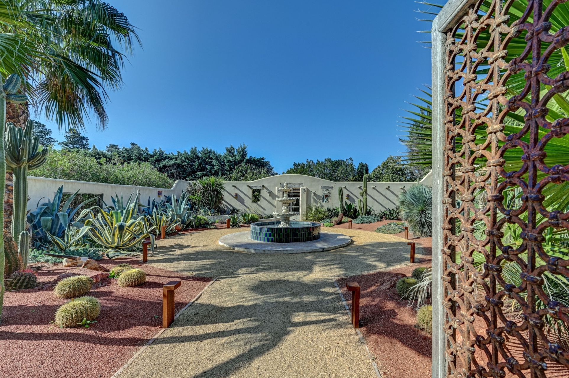 mas 12 Pièces en location saisonnière sur ST REMY DE PROVENCE (13210)