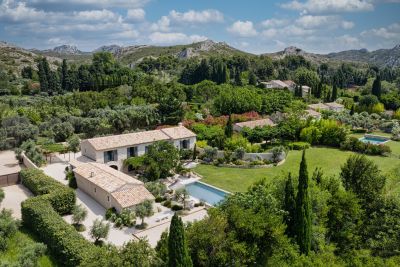 Rental Mas Maussane-les-Alpilles 6&nbsp;Rooms 280&nbsp;m²
