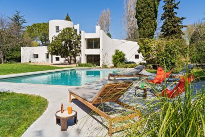 Rental Architect's house Arles 8&nbsp;Rooms 500&nbsp;m²