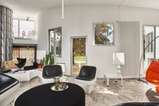 maison d'architecte 8 Pièces en location saisonnière sur ARLES (13200)