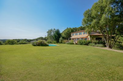 Sale House Aix-en-Provence 6&nbsp;Rooms 290&nbsp;m²
