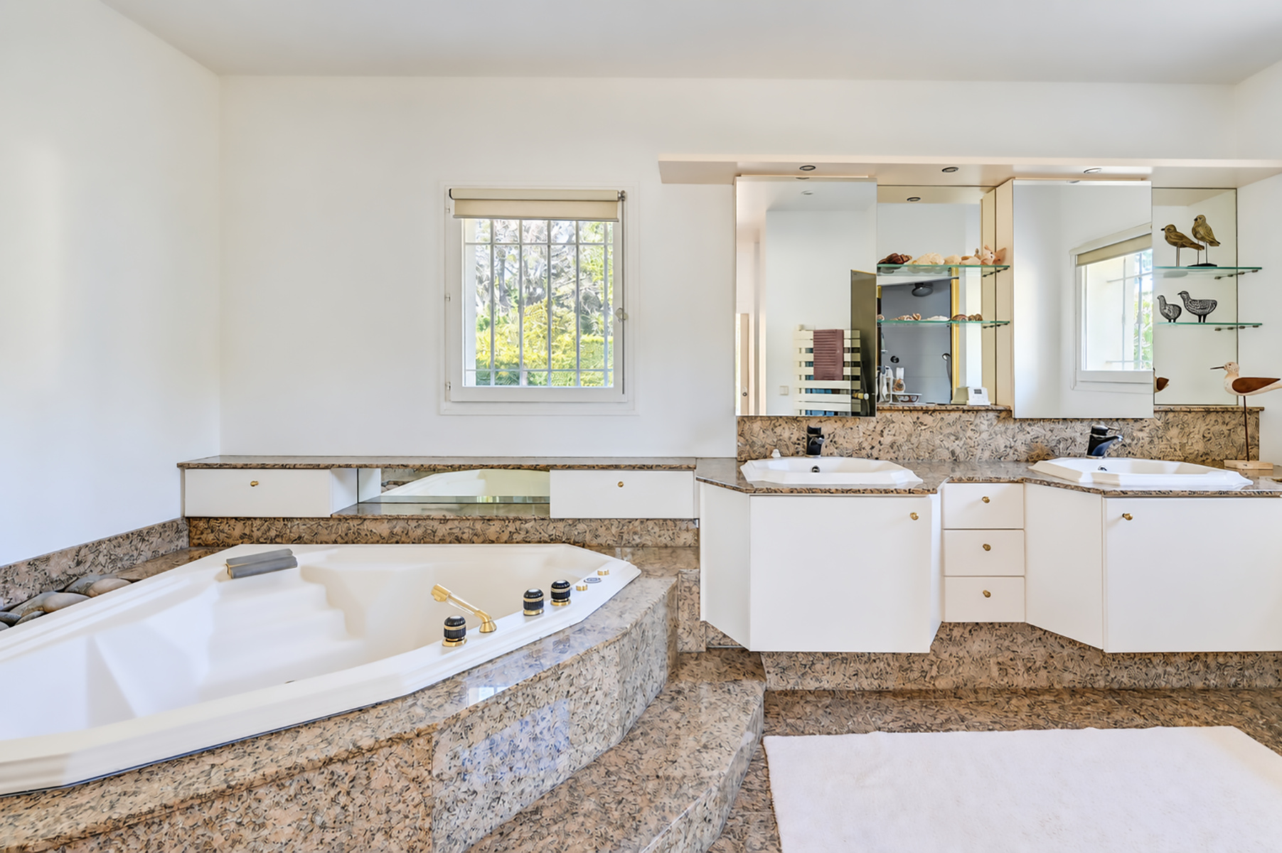 maison 8 Pièces en vente sur AIX EN PROVENCE (13100)