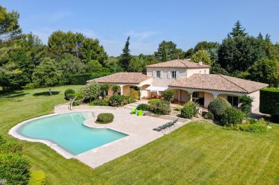 Vente Maison Aix-en-Provence 8&nbsp;Pièces 280&nbsp;m²