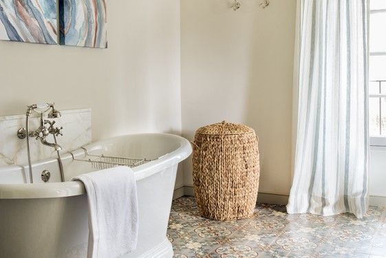 mas 13 Rooms for seasonal rent on ST REMY DE PROVENCE (13210)