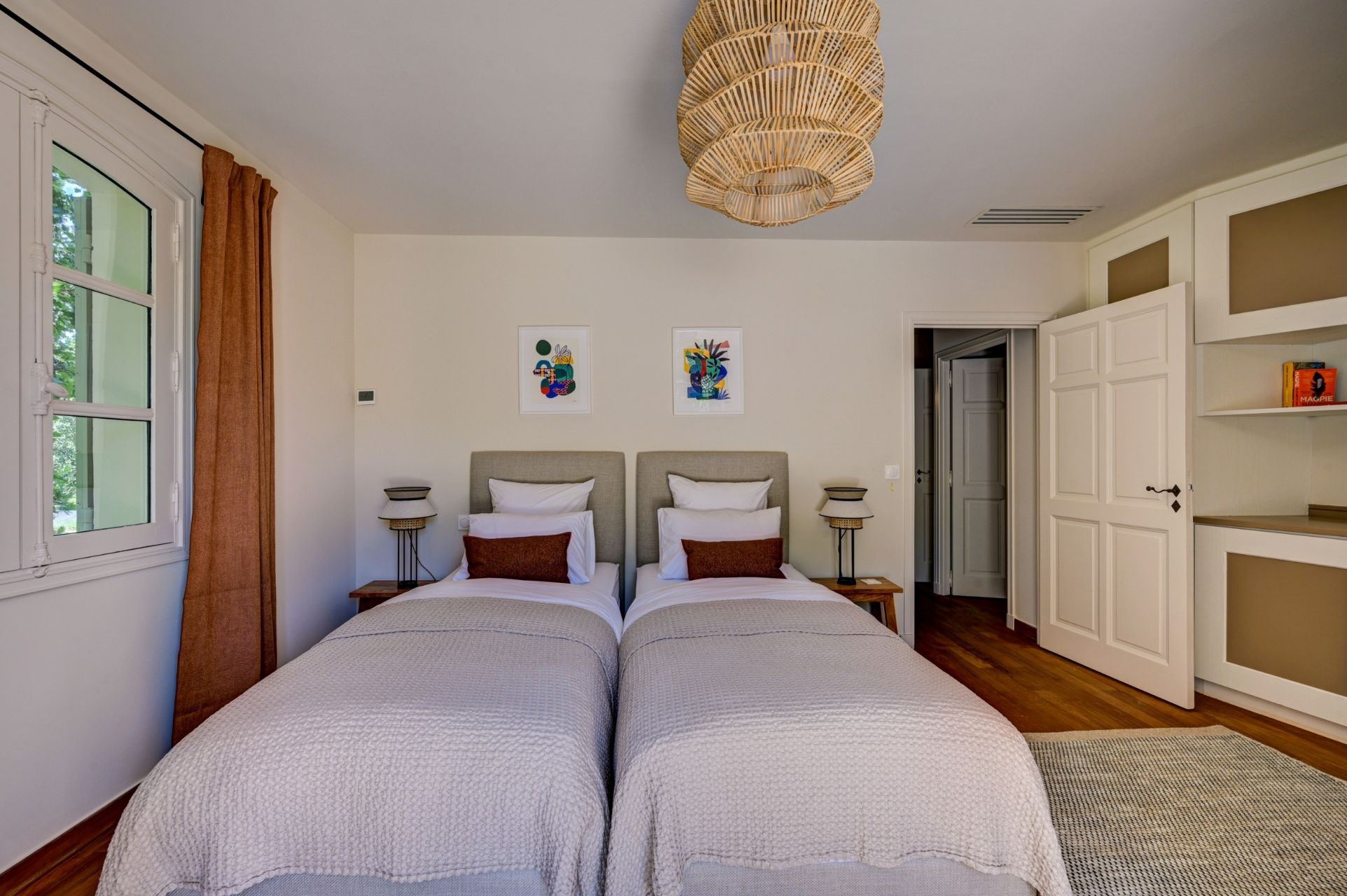 house 17 Rooms for seasonal rent on AIX EN PROVENCE (13100)