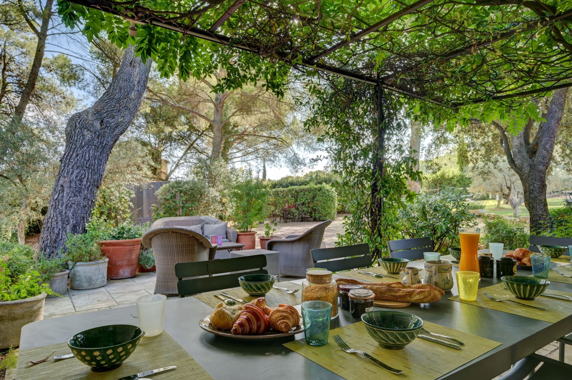 mas 10 Pièces en location saisonnière sur ST REMY DE PROVENCE (13210)