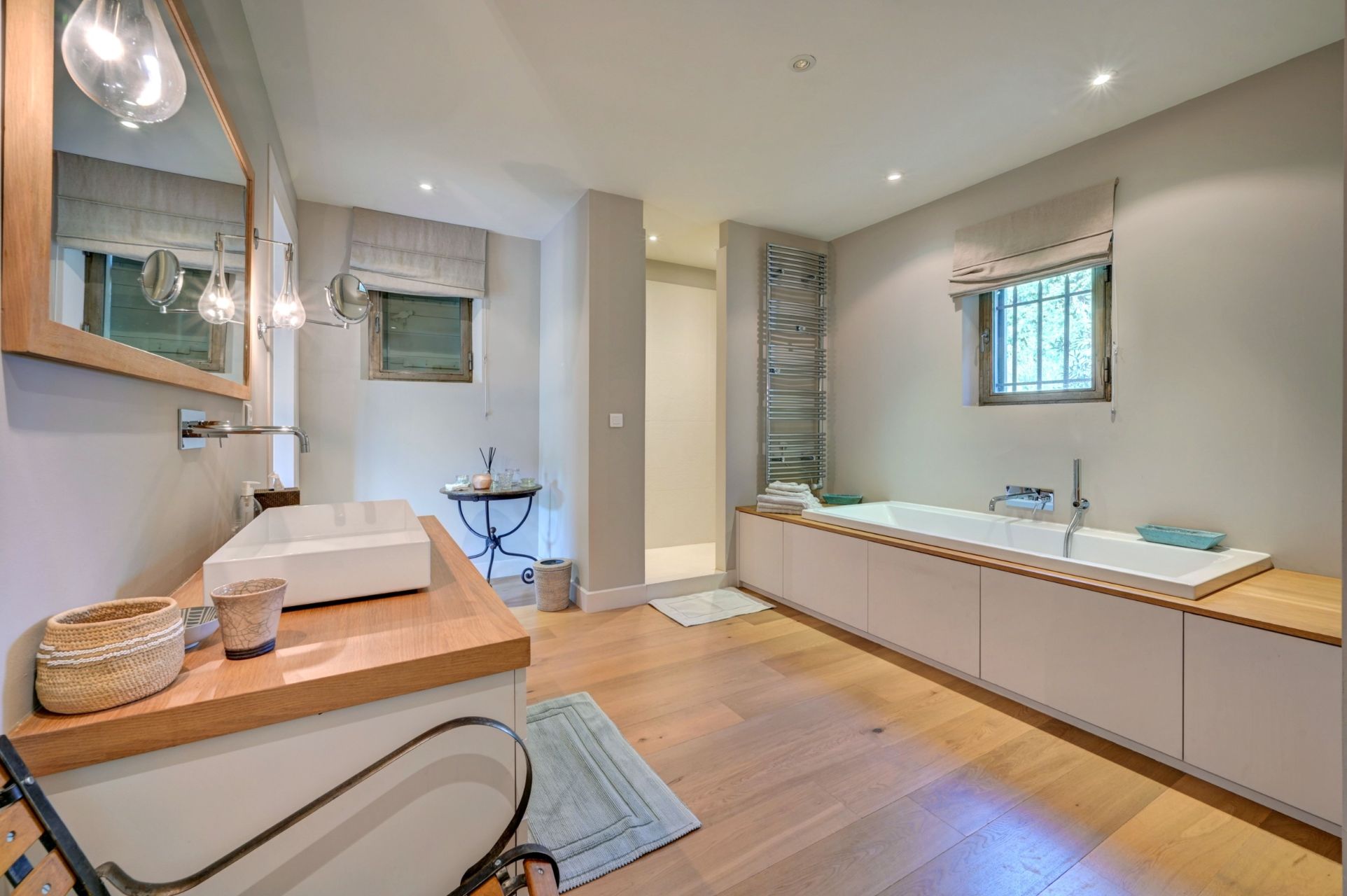 mas 10 Rooms for seasonal rent on ST REMY DE PROVENCE (13210)