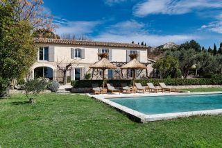 mas 6 Pièces en location saisonnière sur MAUSSANE LES ALPILLES (13520)